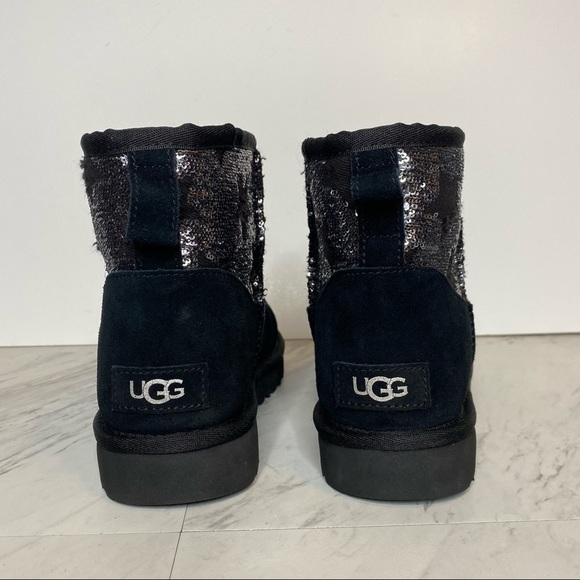 New! UGG Sequin Star Classic Mini Black Boot 7 - Picture 3 of 14